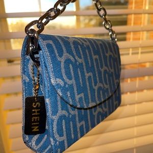 Chain Crossbody Bag 💎